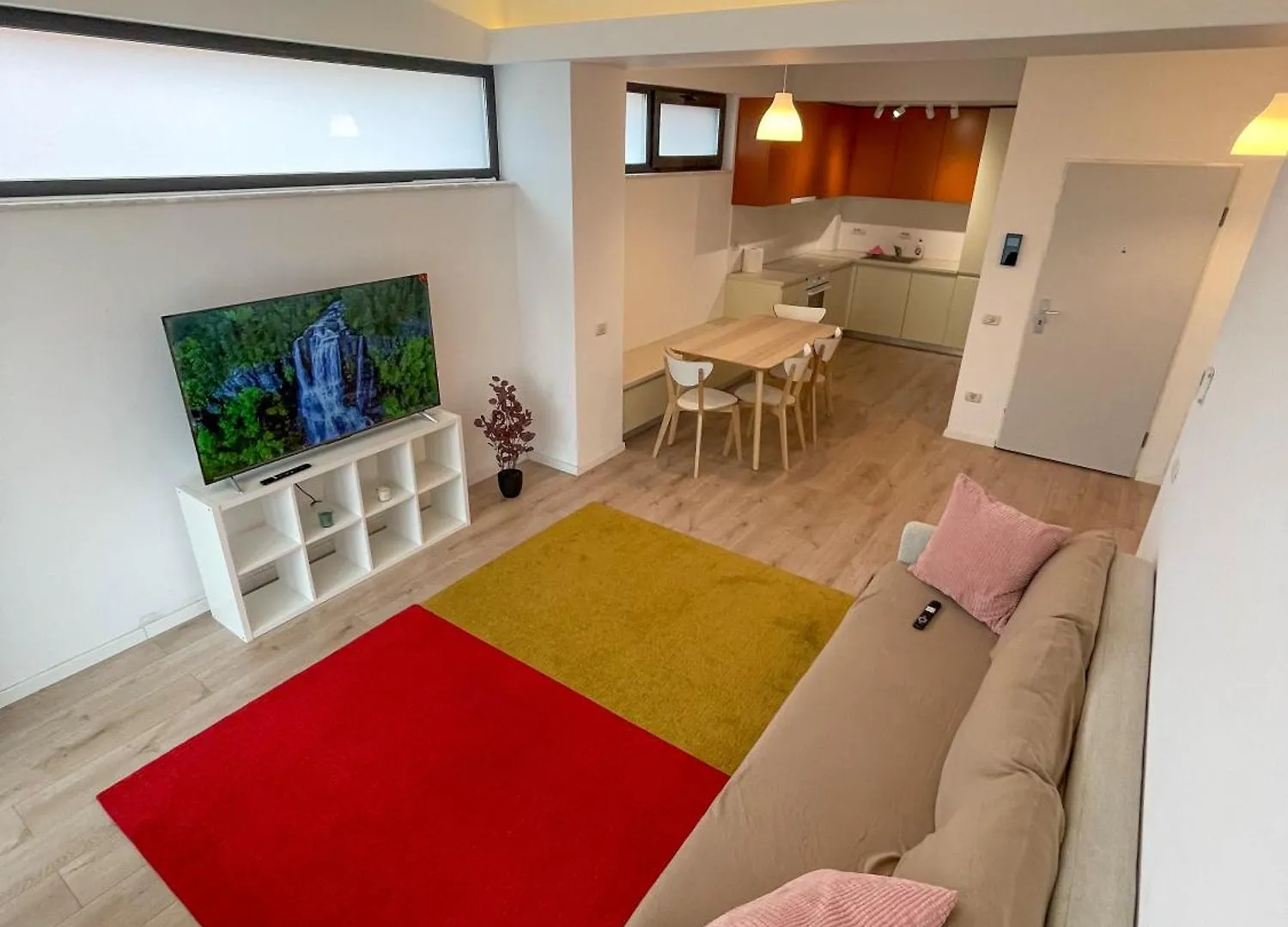 Warm Hotel Apartment Bucharest Aparthotel
